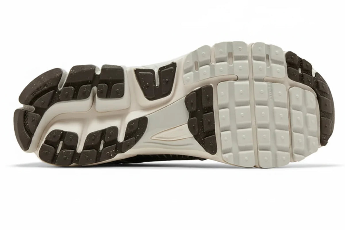 Wmns Zoom Vomero 5 'Light Bone Sesame'